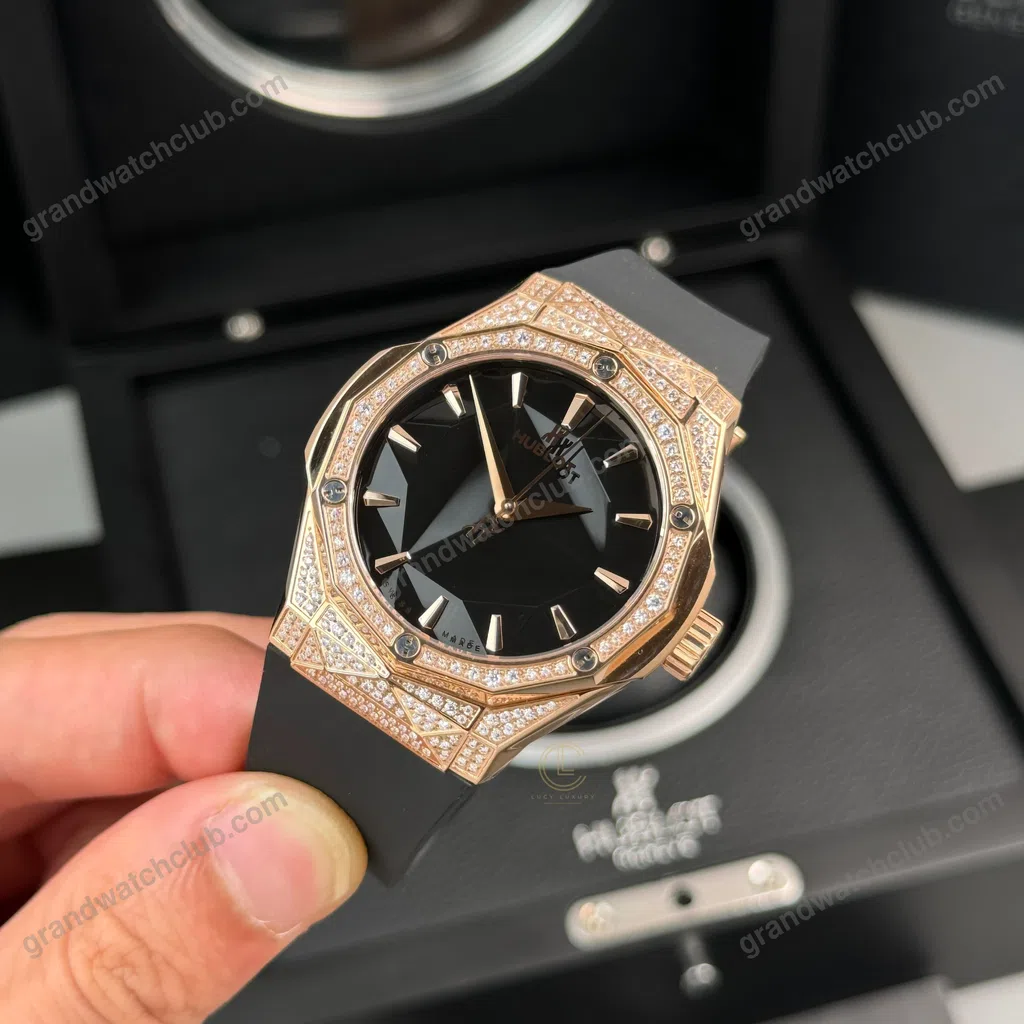 Super Clone Hublot Classic Fusion Orlinski King Gold 550.OS.1800.RX.1604.ORL19 Zicron Pave 40mm — dial close-up