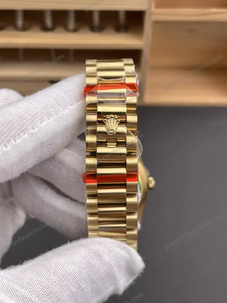 Super Clone Rolex Day-Date 40 Bright Black Diamond Dial 228348RBR President – Swiss SuperClone - photo 2