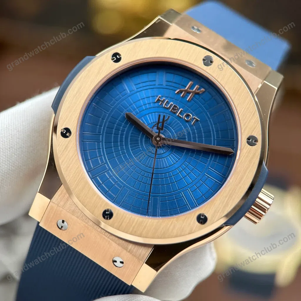 Super Clone Hublot Classic Fusion Boutique Pisa 1940 Edition Titanium King Gold 42mm — case and bezel