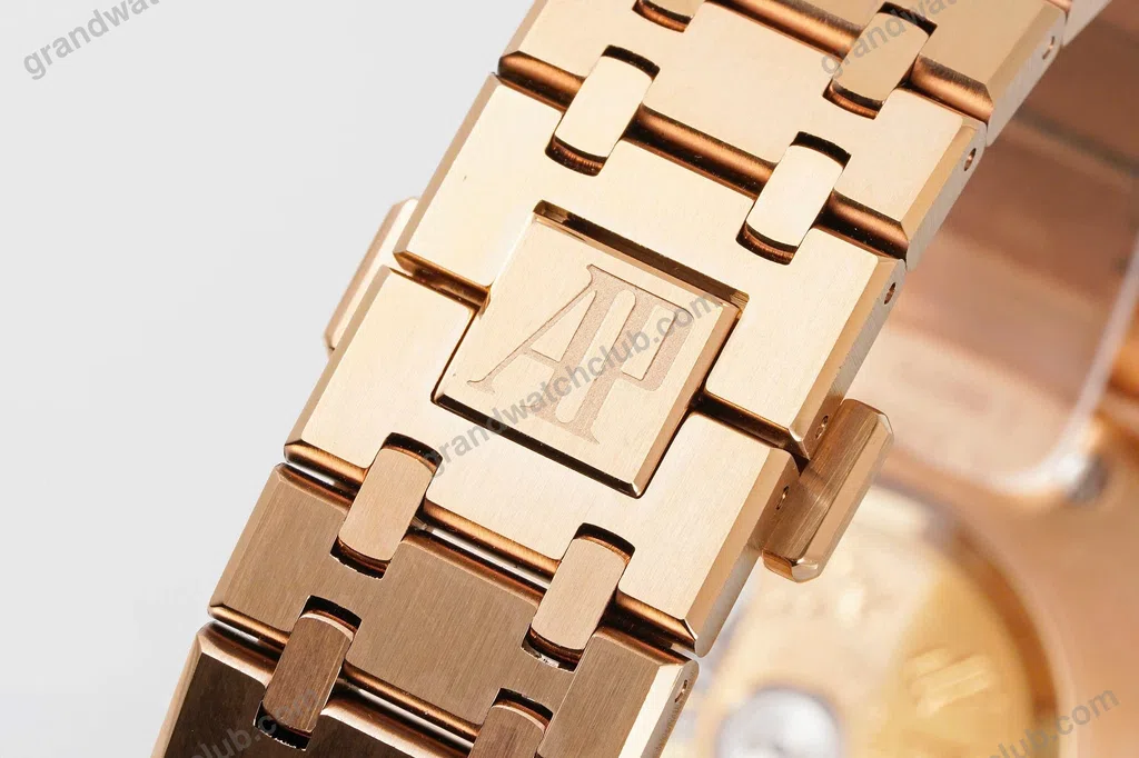 Super Clone Audemars Piguet Royal Oak Selfwinding 15400OR 41mm Black Dial Rose Gold – — view 10