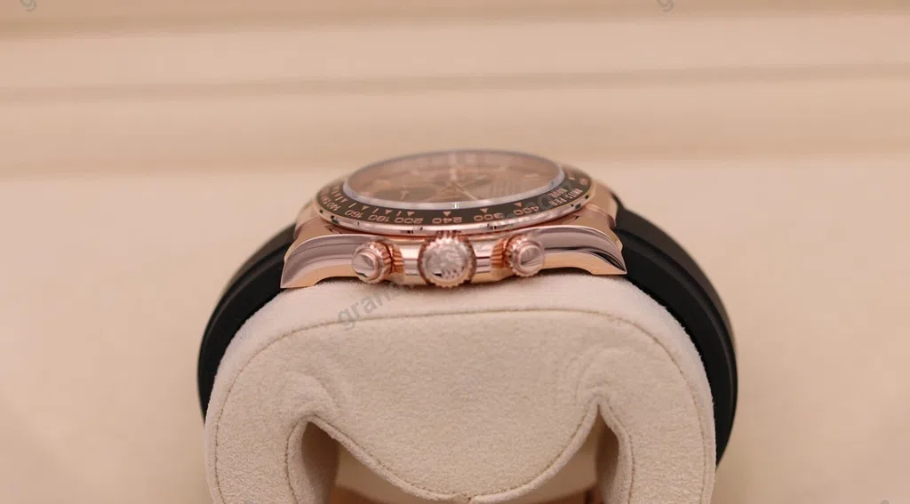 Super Clone Rolex Daytona Sundust Dial in Everose Gold 126515LN — side profile