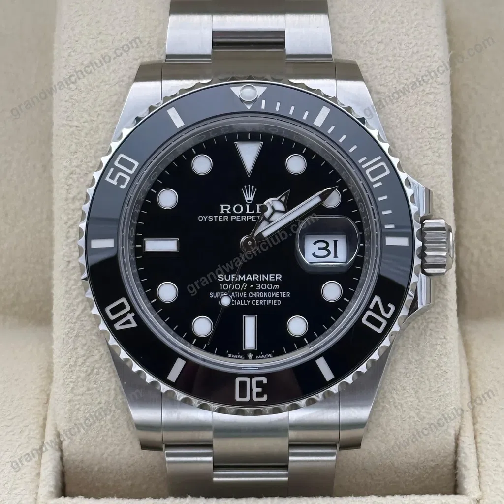 Super Clone Rolex Submariner Black Dial 126610LN — movement / caseback view