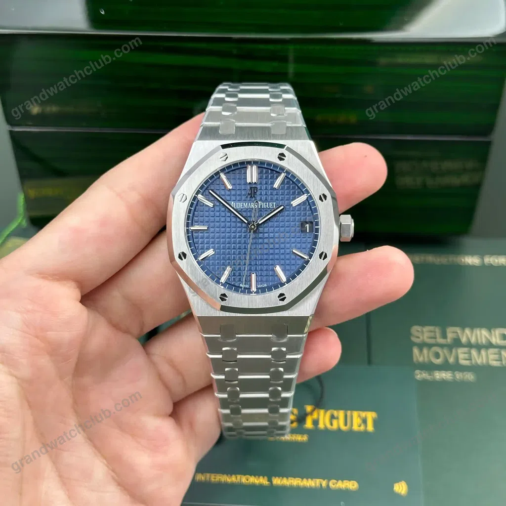 Super Clone Audemars Piguet Royal Oak 41mm Steel Bracelet Steel — dial close-up