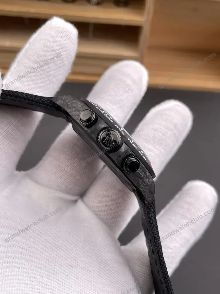 Super Clone Rolex Cosmograph Daytona DIW Carbon Arabic Red 116500LN – Swiss SuperClone - photo 4