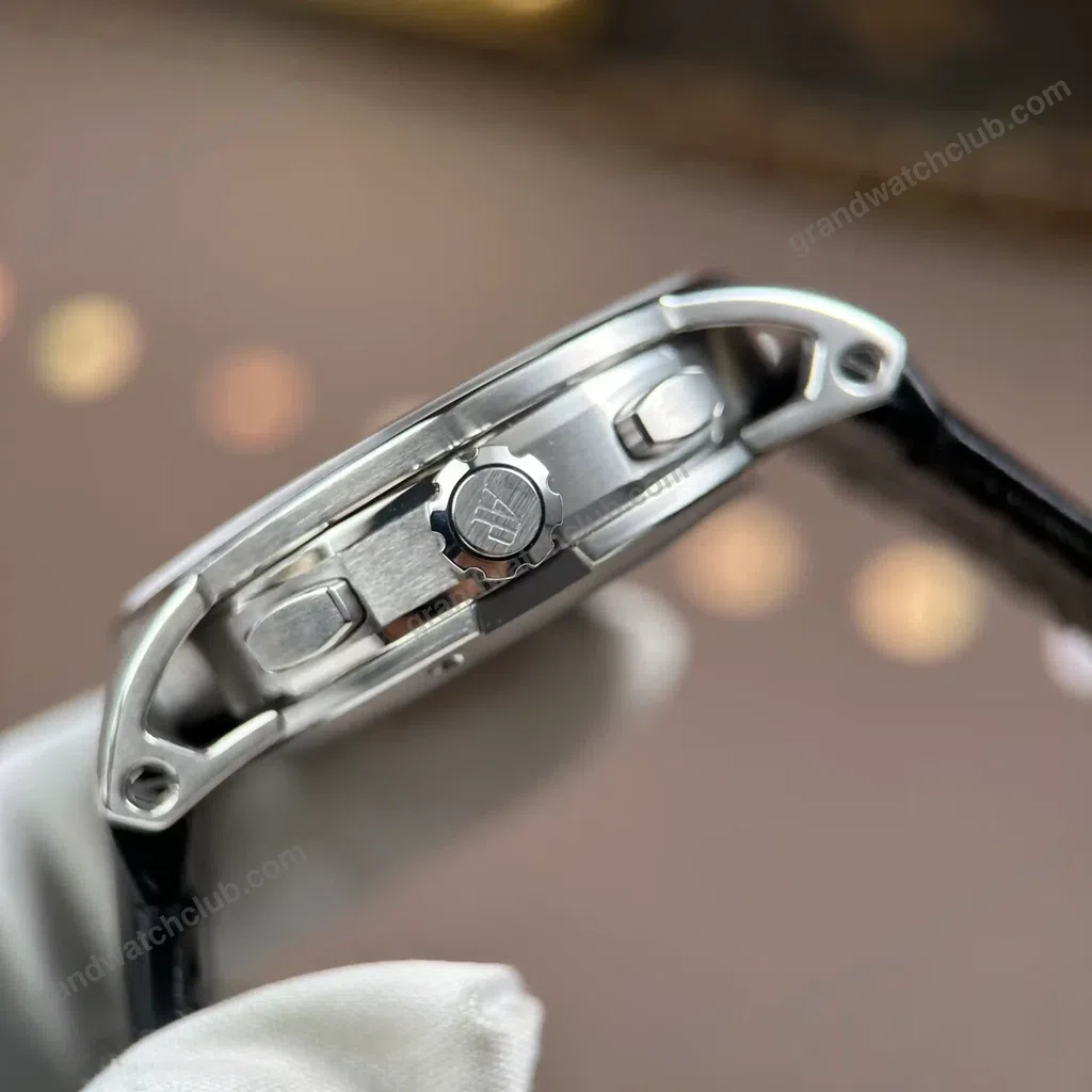 Super Clone Audemars Piguet 41mm Steel — clasp and links