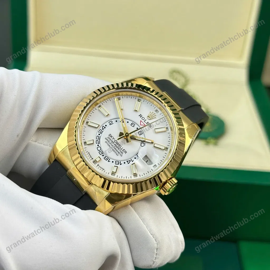 Super Clone Rolex Sky-Dweller Intense white Dial 336238 β side profile