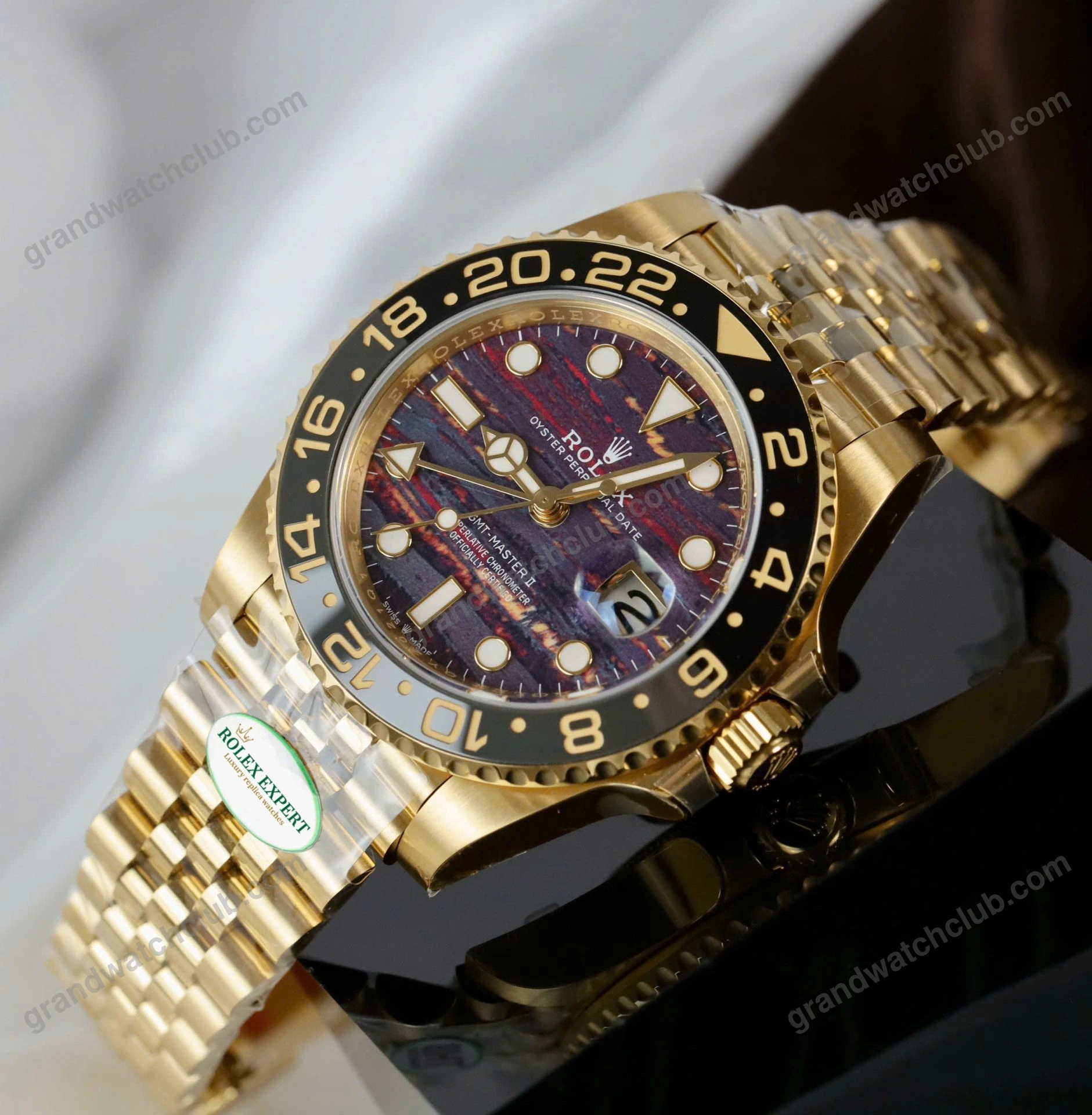 Super Clone Rolex GMT-Master II 126718GRNR Tiger Iron Dial — clasp and links