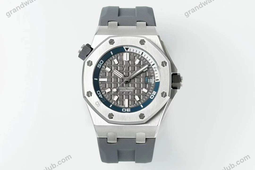 Super Clone Audemars Piguet Royal Oak Offshore Diver 15720ST 42mm Stainless Steel Grey Dial — dial close-up