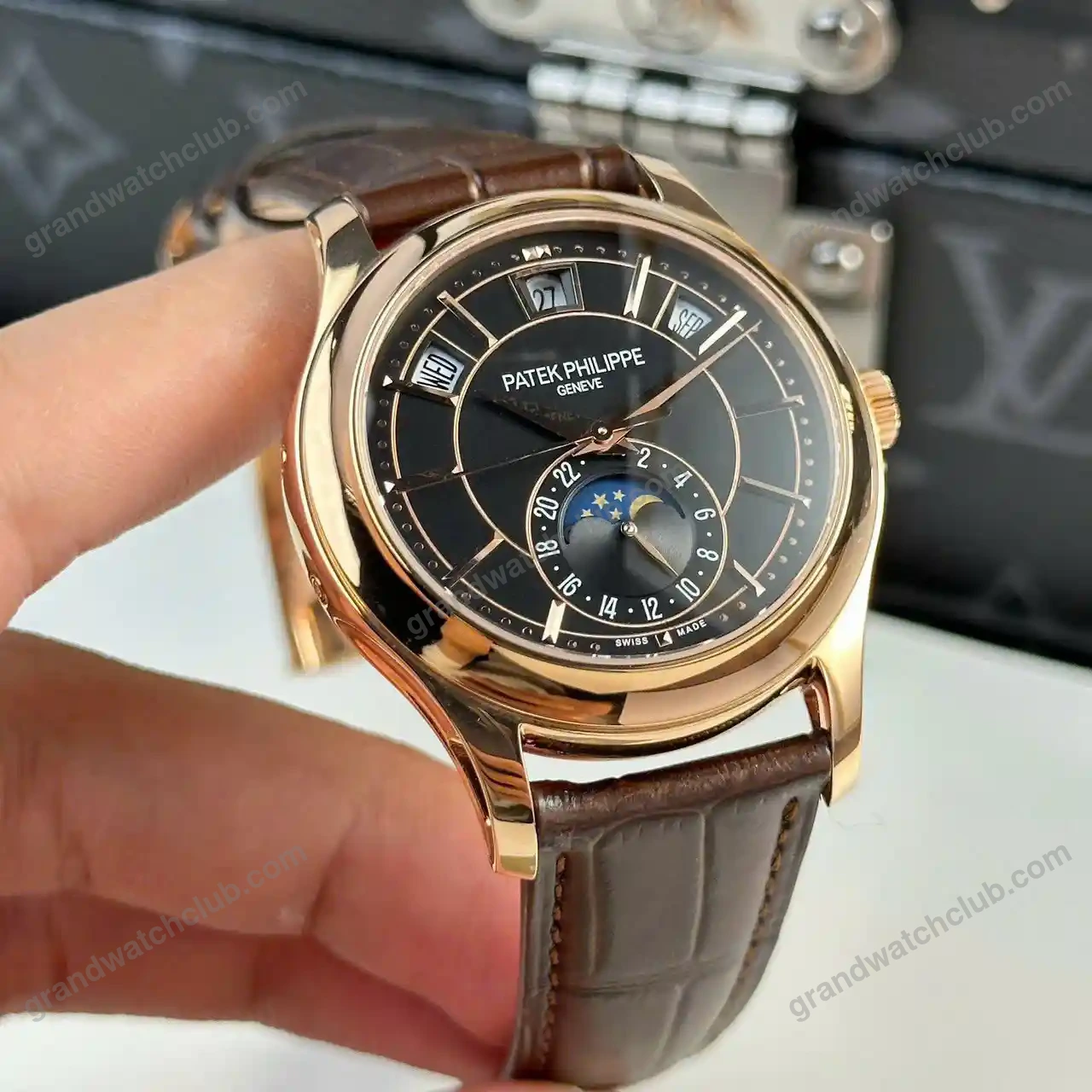 Super Clone Patek Philippe Steel — case and bezel