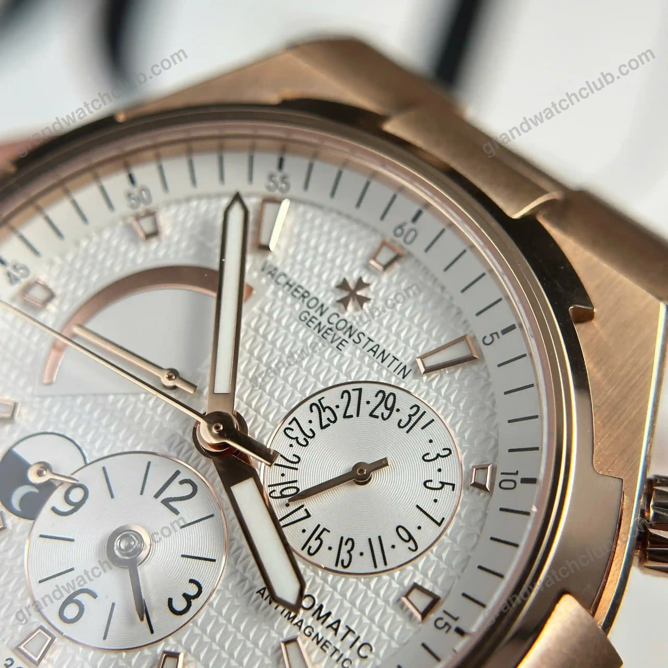 Super Clone Vacheron Constantin Overseas Dual Time 47450 42mm White Dial β view 10
