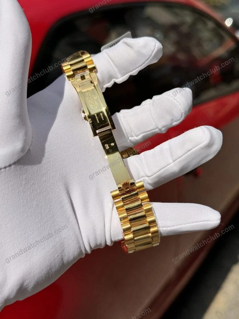 Super Clone Rolex Day-Date Diamond-Paved Dial 128238-0051 36 mm β clasp and links