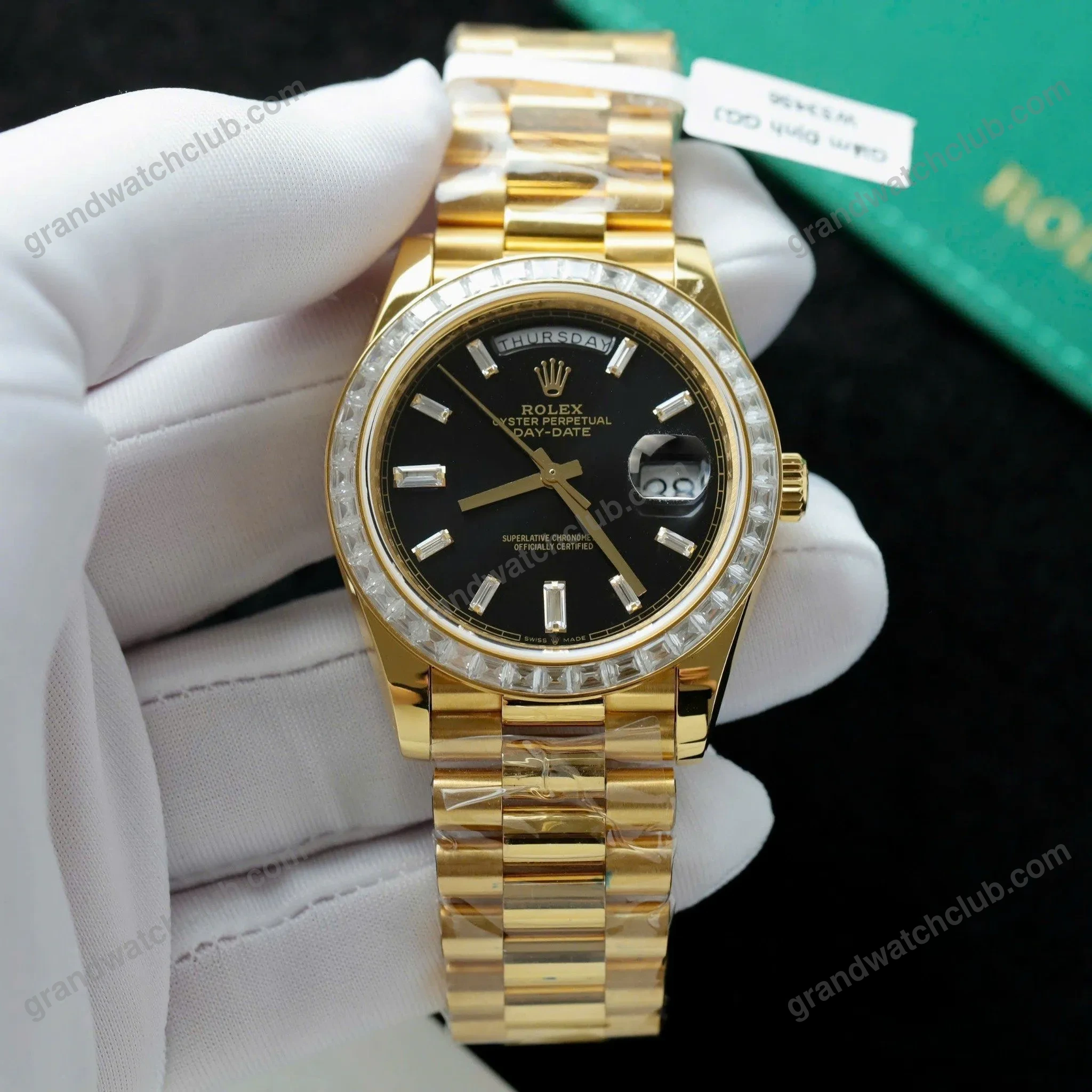 Super Clone Rolex Day-Date Bright black Dial 228348RBR 40 mm β dial close-up