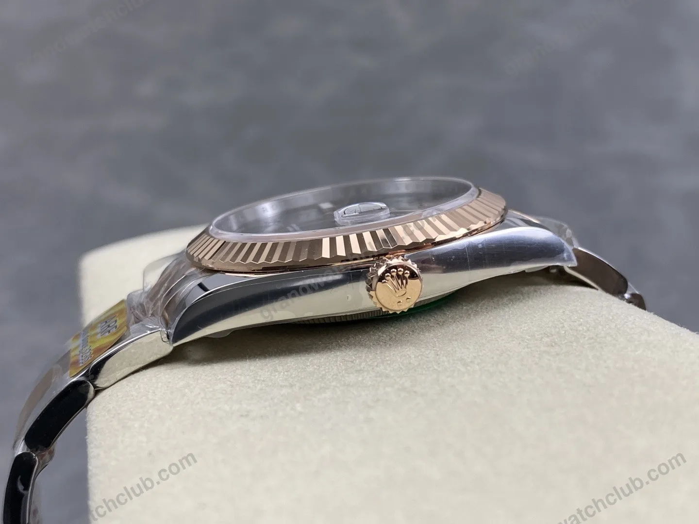 Super Clone Rolex Datejust Slate Roman Dial 126331-0015 41 mm β side profile