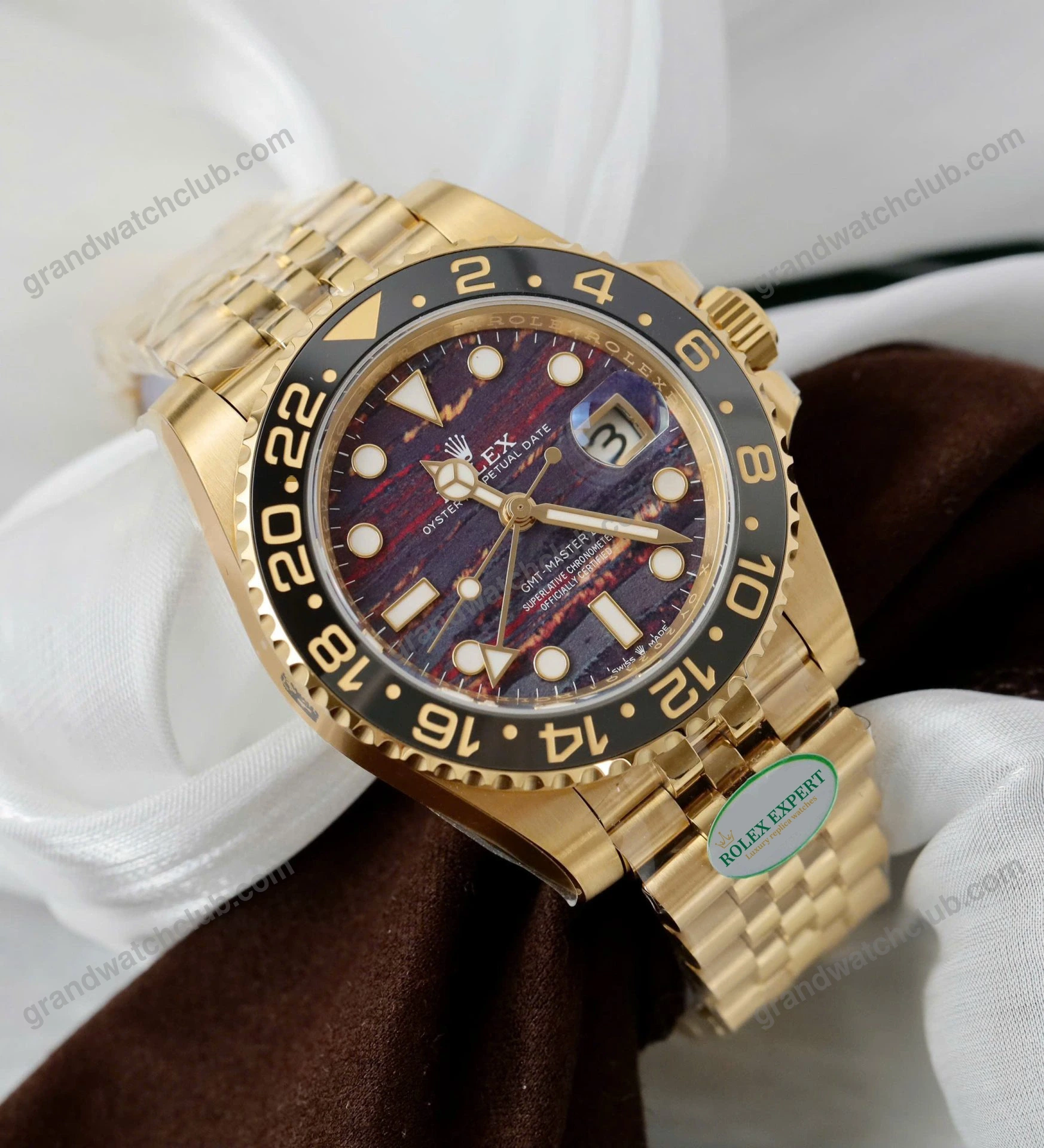 Super Clone Rolex GMT-Master II 126718GRNR Tiger Iron Dial — side profile