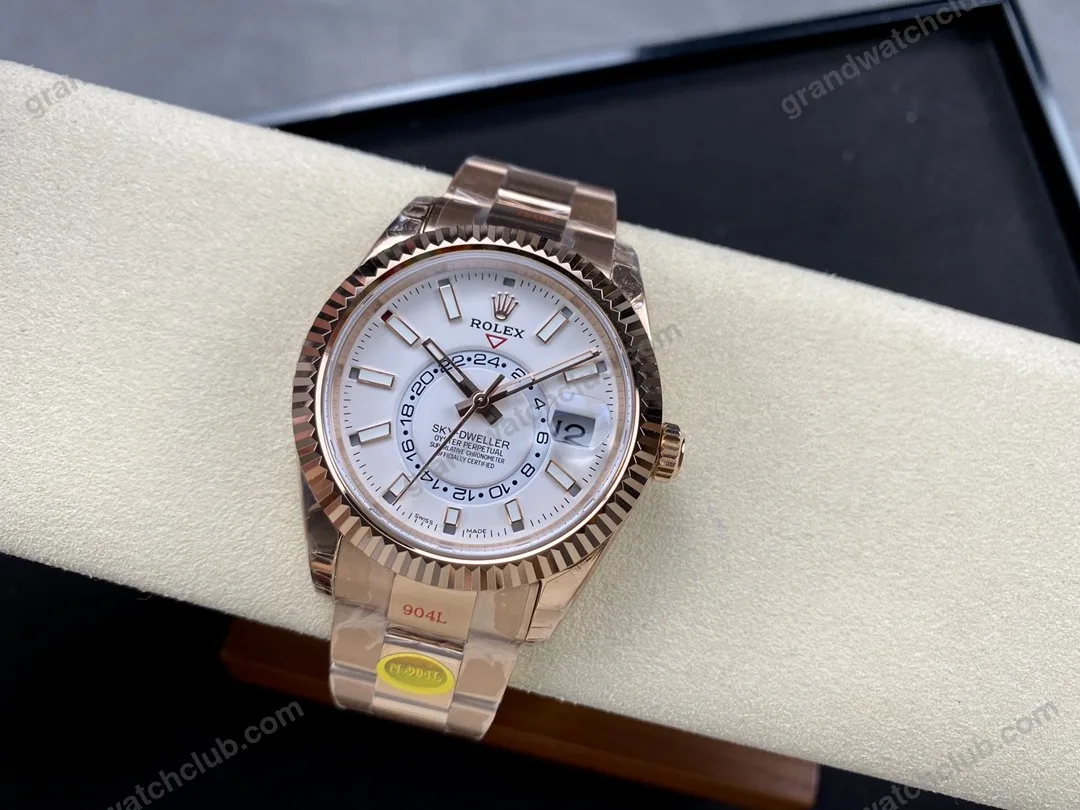 Super Clone Rolex Sky-Dweller Intense white Dial 336935 — case and bezel