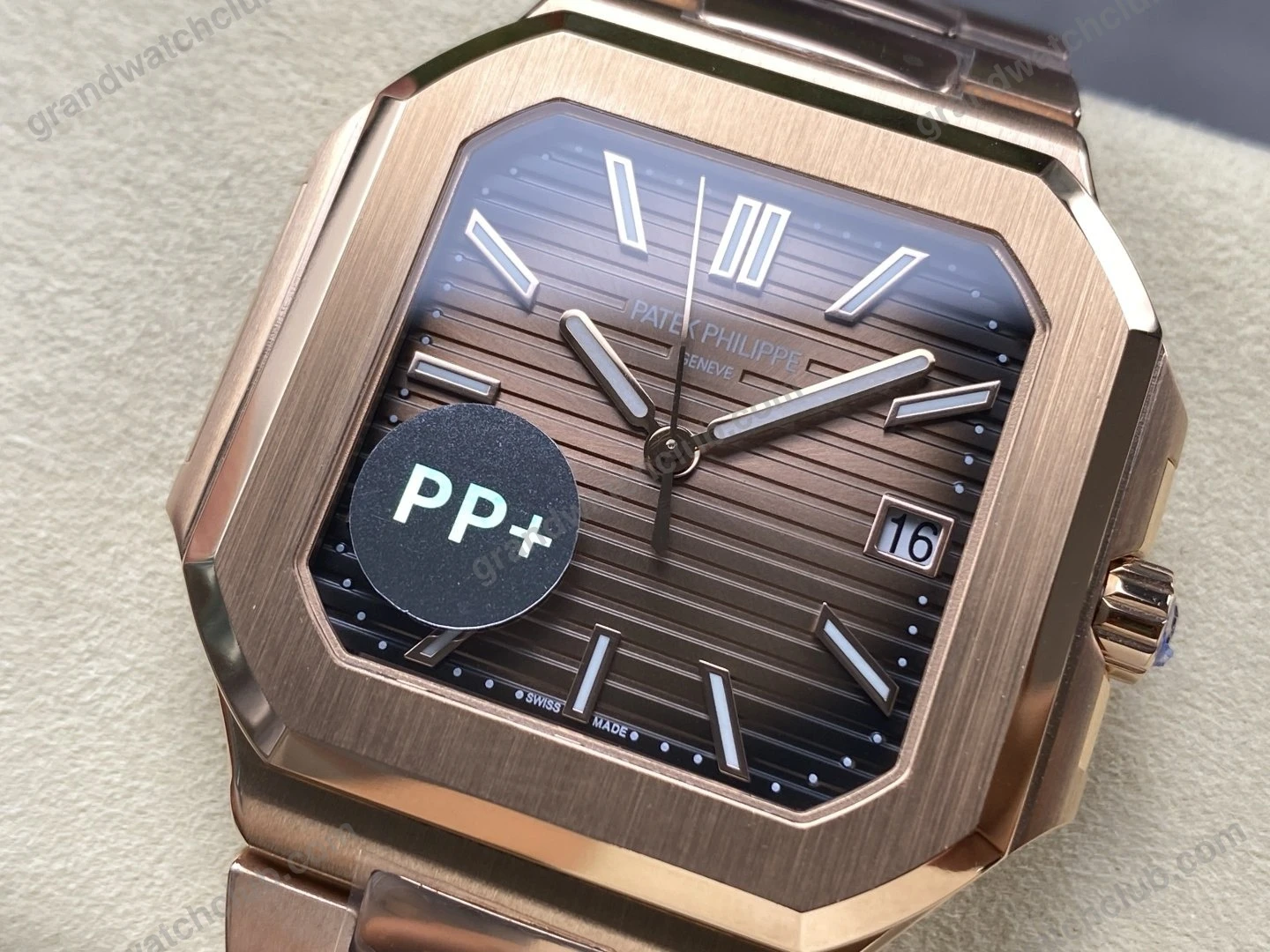 Super Clone Patek Philippe Cubitus 5821/1AR-001 45mm Chocolate Dial Rose Gold — movement / caseback view