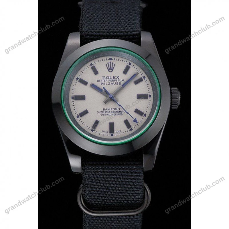 Super Clone Rolex Milgauss White Dial 622000 — dial close-up