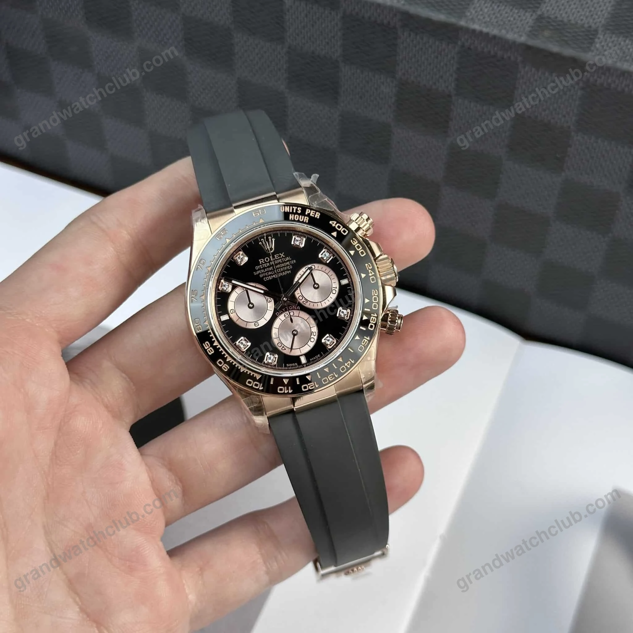 Super Clone Rolex Daytona Sundust Dial 126515LN — dial close-up