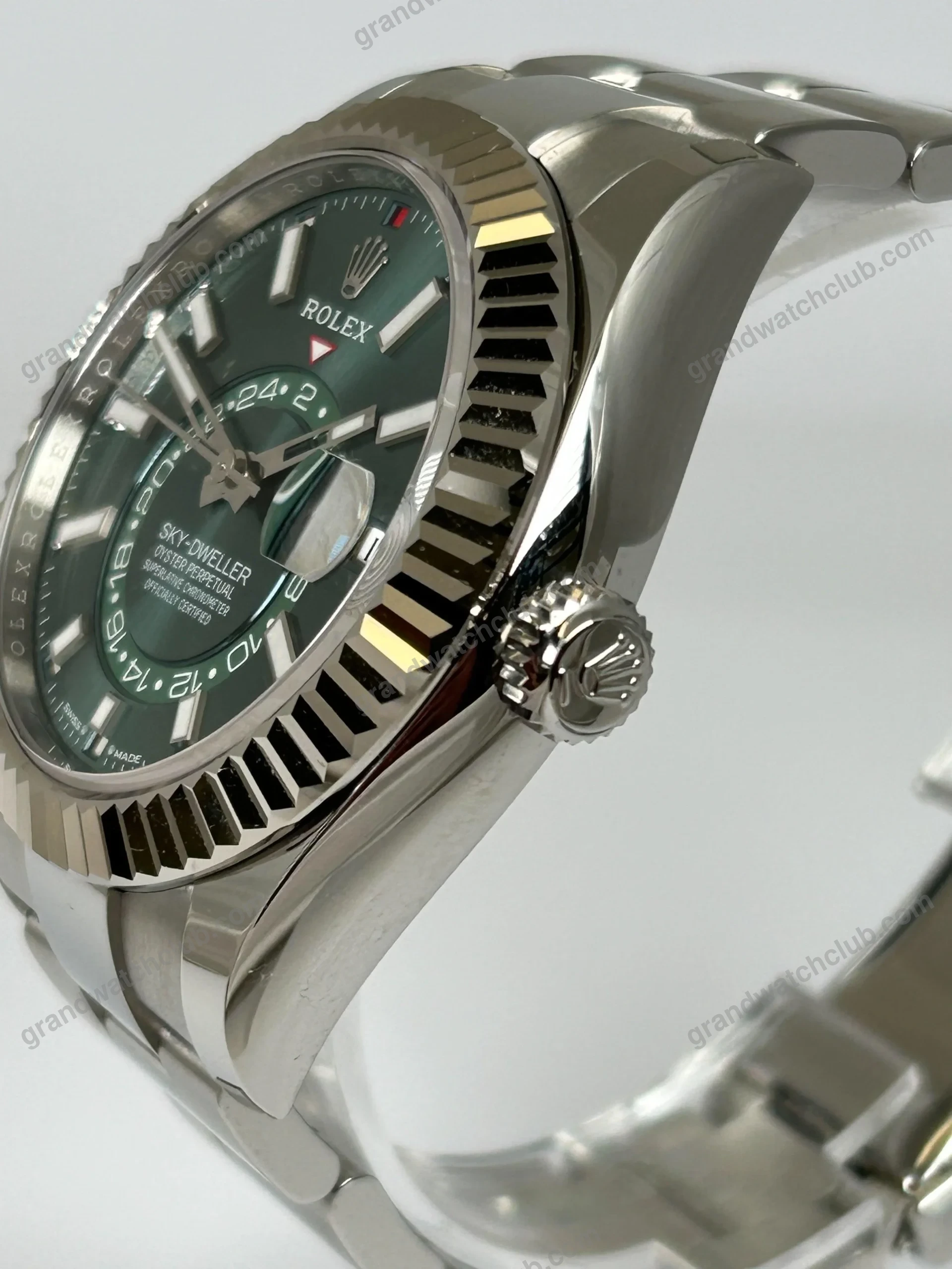 Super Clone Rolex Sky-Dweller Mint green Dial 336934 Oyster β bracelet detail