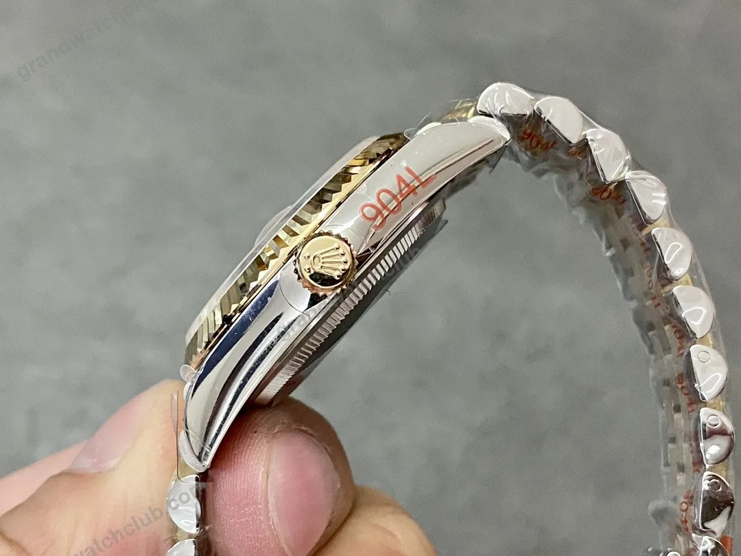 Super Clone Rolex Datejust Silver Roman Diamond Dial 126233-0031 36 mm β clasp and links