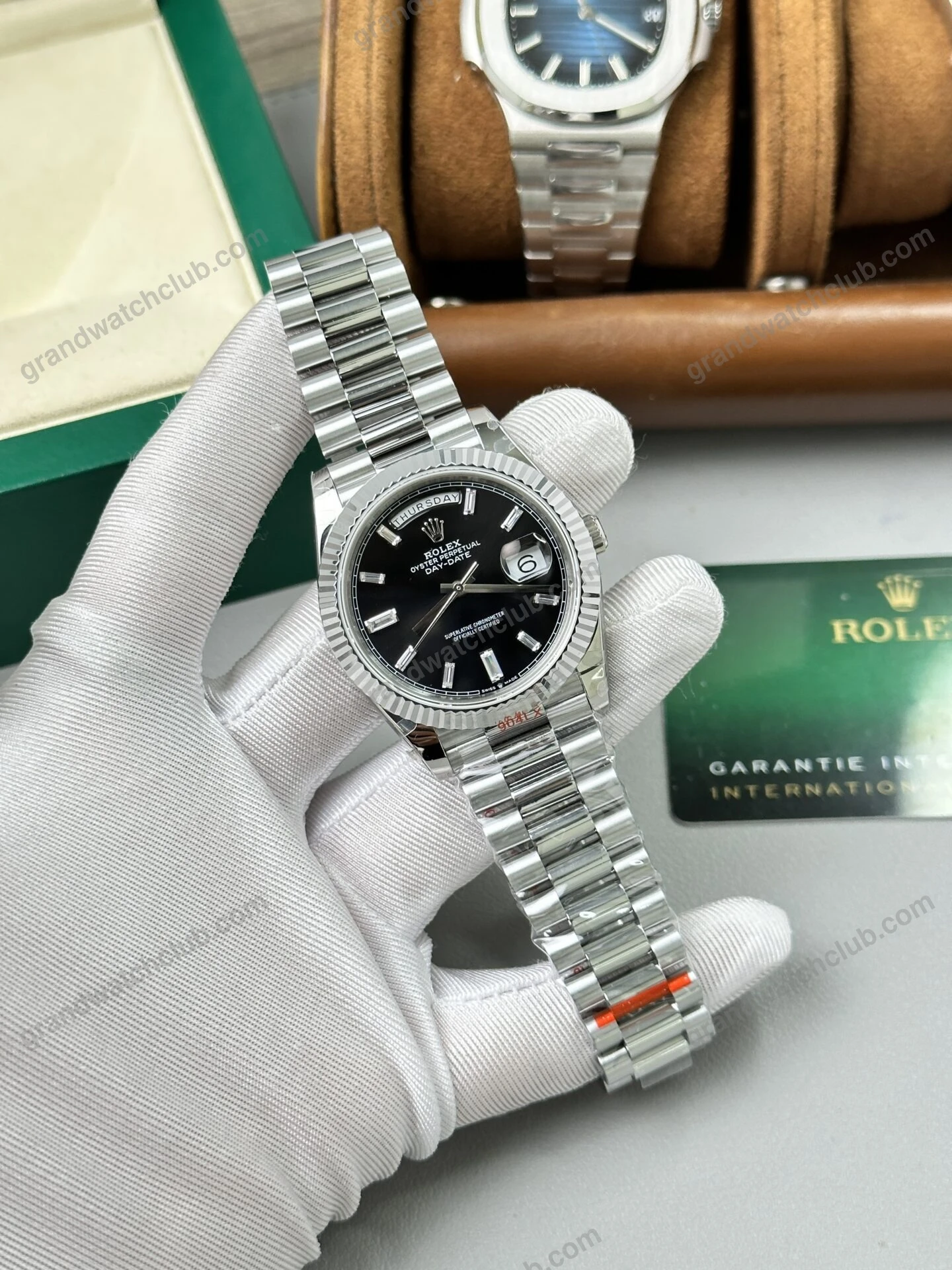 Super Clone Rolex Day-Date Bright Black Diamond Dial 228236-0004 40 mm β case and bezel
