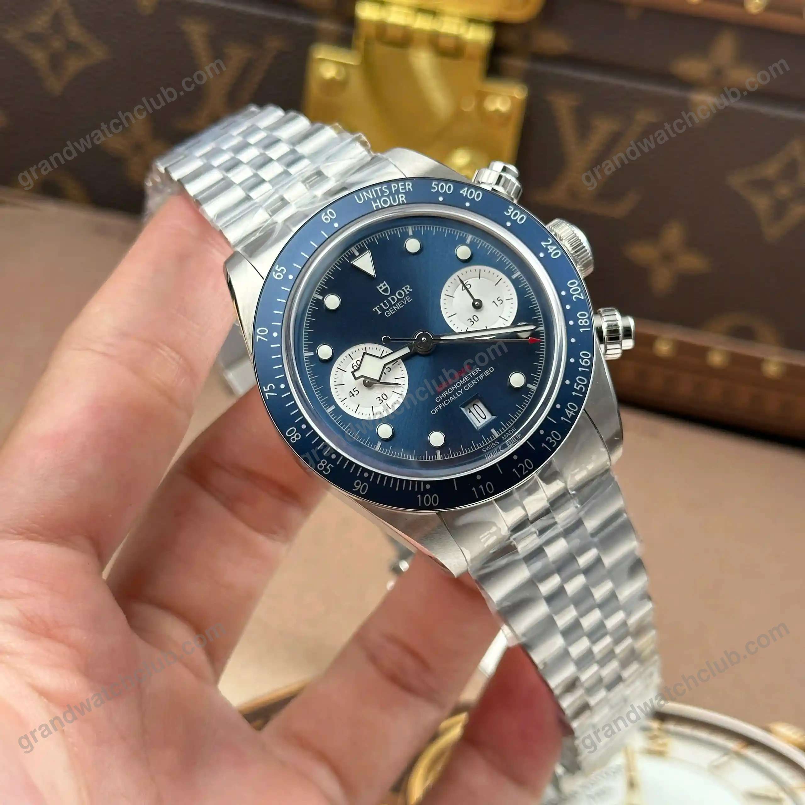 Super Clone Tudor Black Bay M79360B-0002 41mm β case and bezel