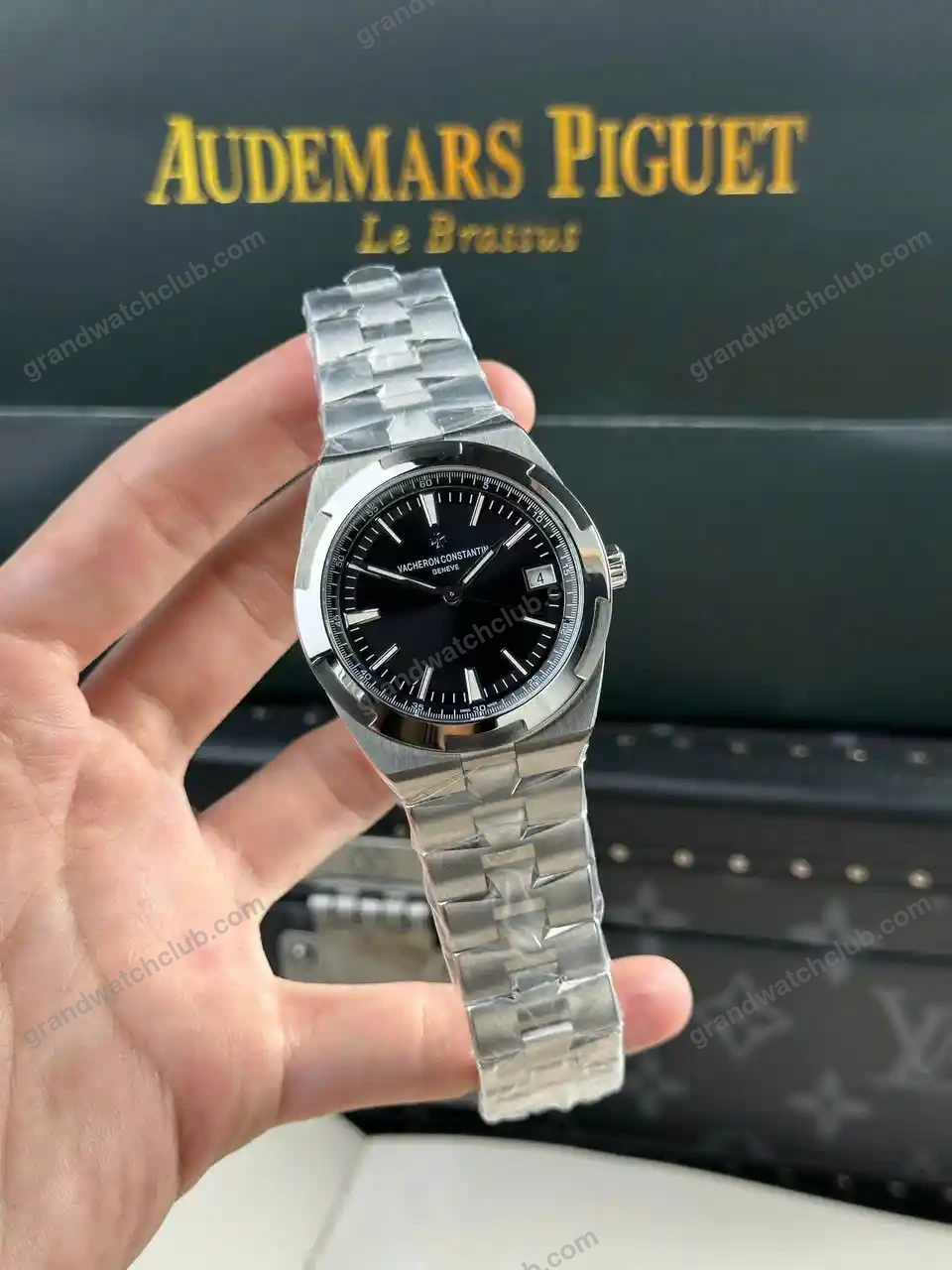Super Clone Vacheron Constantin 41mm Steel β side profile