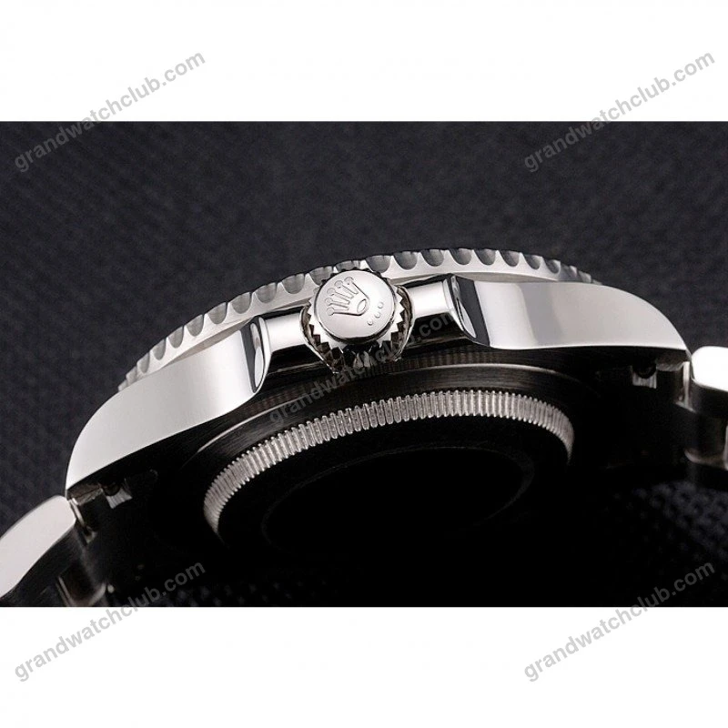 Super Clone Rolex Submariner Black Dial 114060 — clasp and links